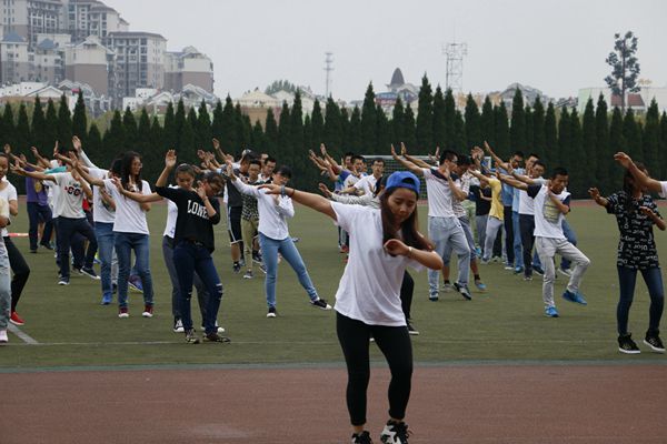 20151007193927705639.jpg 快闪1.JPG
