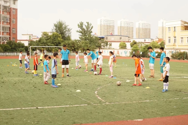 20190725210113929395.jpg 足球_副本.jpg
