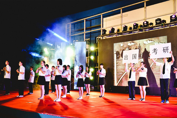 20151012172148825237.jpg 手语.jpg