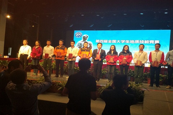 QQ图片20161020082011.jpg