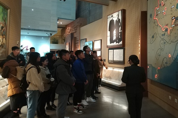 18级-1.jpg
