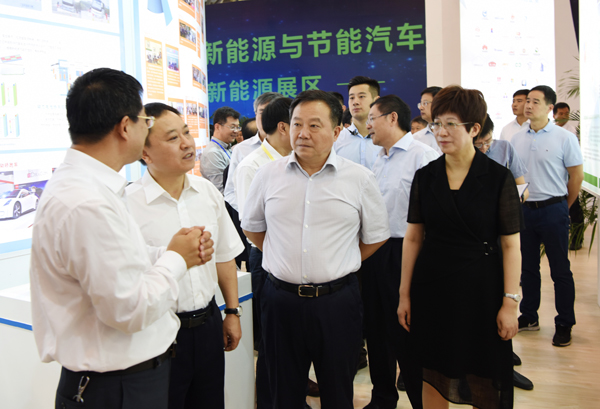 20170904152503665021.jpg 源汽车成果展示.jpg