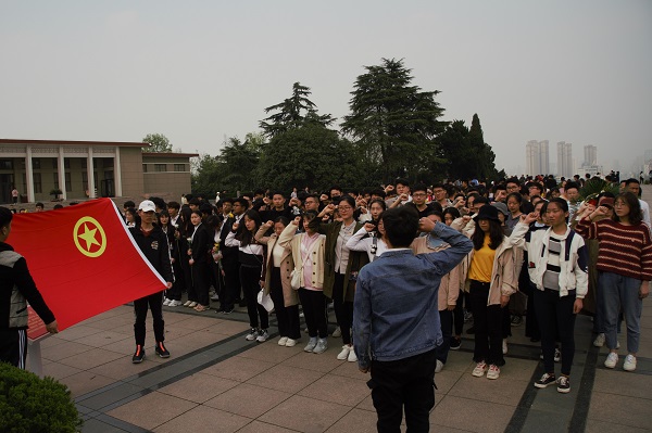 20190404182504806216.jpg 建艺学院.jpg