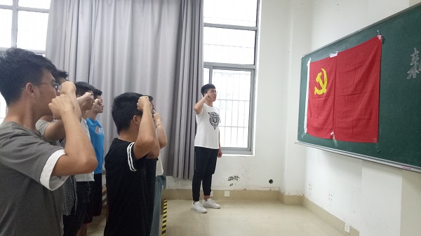 20180702170950630722.jpg