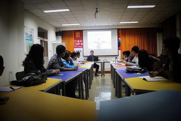 20160930160718229475.jpg 向陈秋华学习.jpg