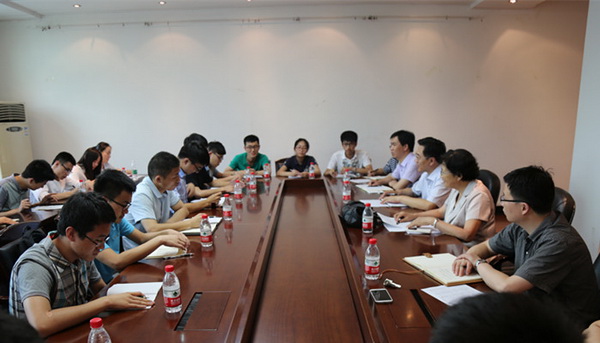 20160628132913364854.jpg 纪念建党95周年学生代表座谈_调整大小.jpg
