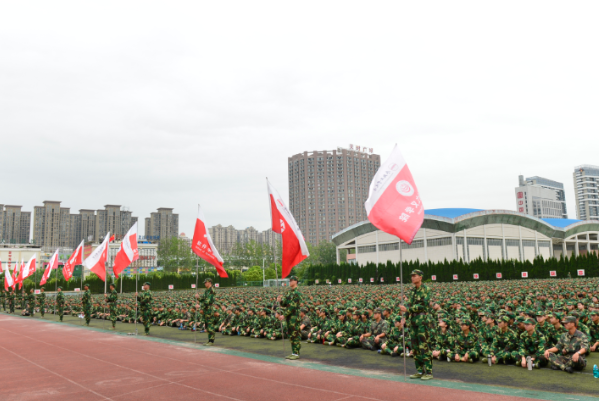20170831103141314880.png 合肥校区2017级新生开学典礼暨军训动员大会举行2.png