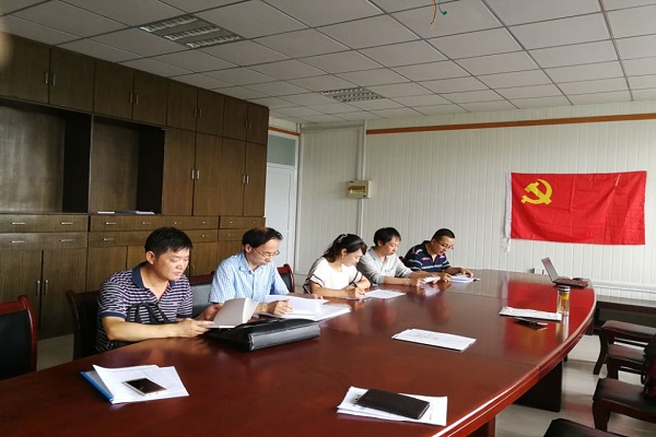 20180702173550748900.jpg 法学迎七一主题党日活动.jpg