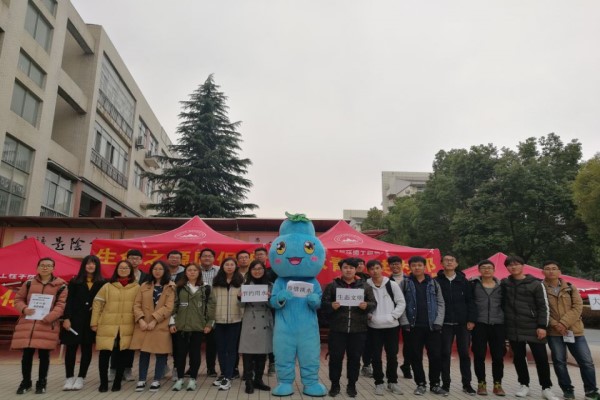 20180324231233348027.jpg 17B2989A89E695EFE5BF3089A5CBC64F.jpg