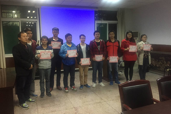 20161025165429504896.jpg 就业意向汇报大会2.jpg
