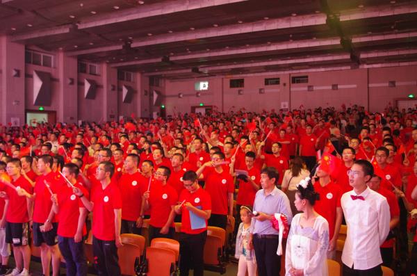 20190929182727570643.jpg 大合唱《今天是你的生日,中国》.JPG