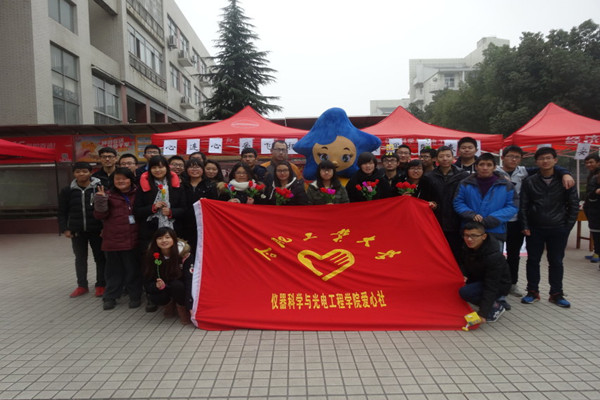 20151225120007985159.jpg 018E784A461533E7A204376F6814FCC9_副本.jpg