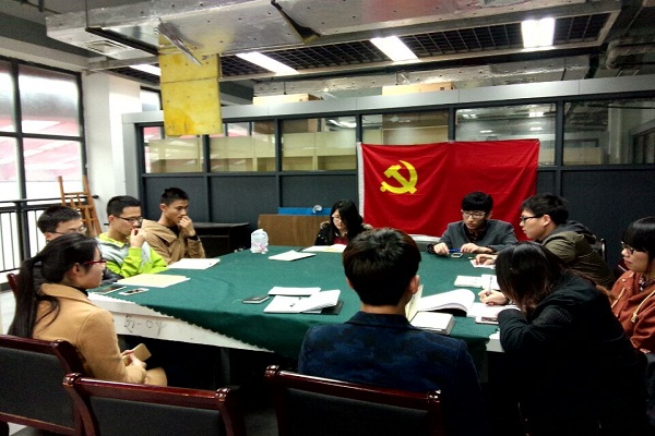 20160321100826646702.jpg 活动照片.jpg